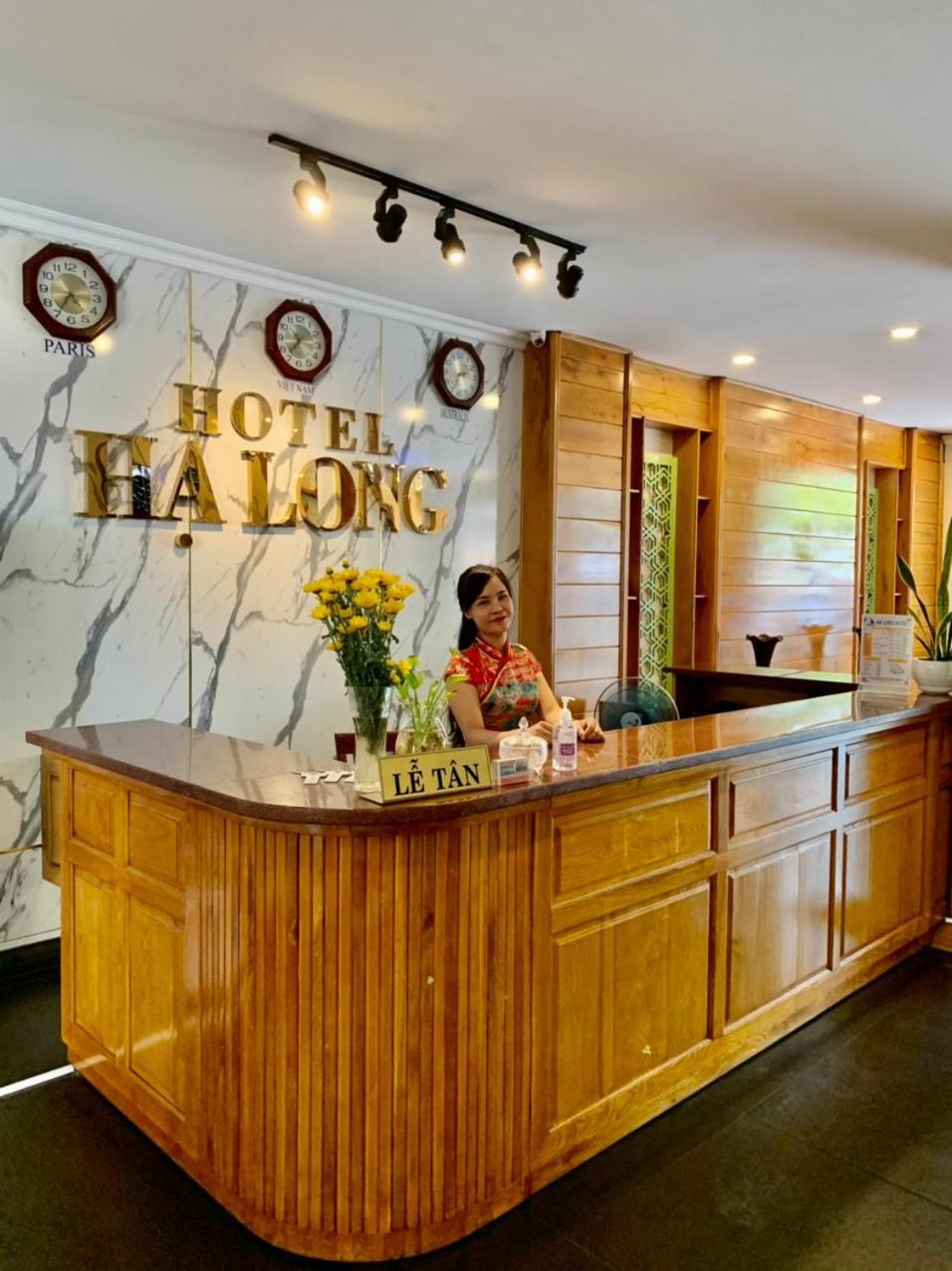 Ha Long Hotel Хошимин Екстериор снимка